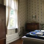 Homestay Little Red School House Taivassalo
