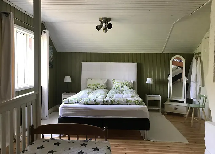 ホームステイ Little Red School House *