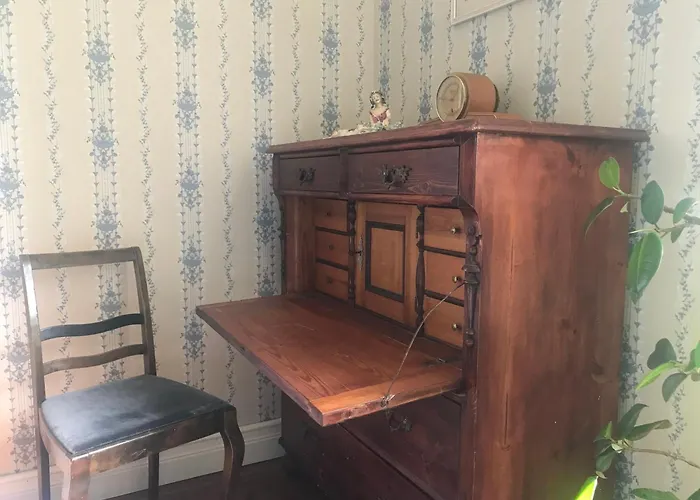 ホームステイ Little Red School House *